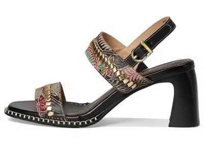 L'artiste By Spring Step Starstud In Black