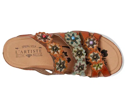L'artiste By Spring Step Cuddlecake In Brown