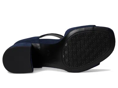 Vionic Chardonnay Strappy Sandals