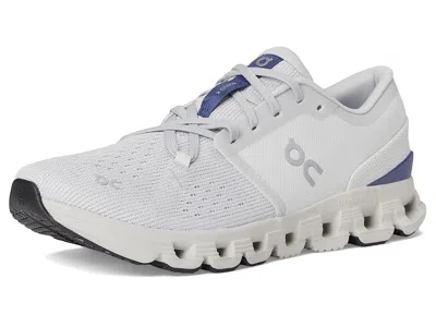 On Cloud X 4 In Gray
