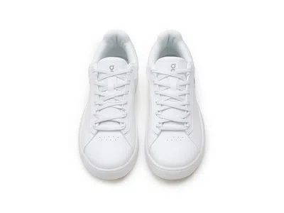 On The Roger Advantage In White