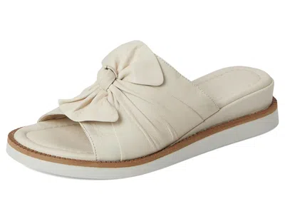 Miz Mooz Evy In White