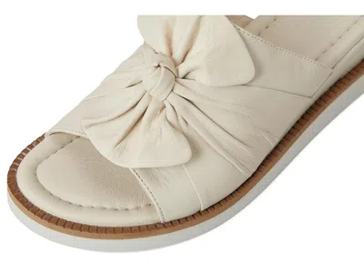 Miz Mooz Evy In White