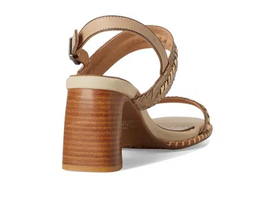 L'artiste By Spring Step Starstud In Sand