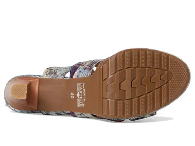 L'artiste By Spring Step Aurielle In Multi