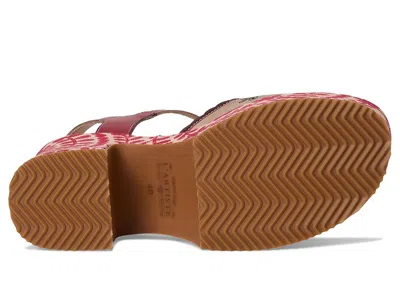 L'artiste By Spring Step Hendrix In Red