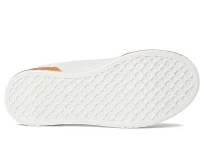 Rocket Dog Carson In White