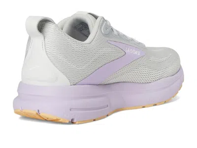 Brooks Trace 4 In Gray