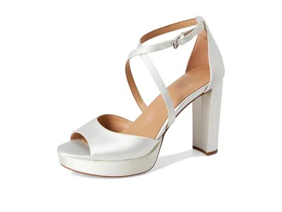 Naturalizer Melody In White
