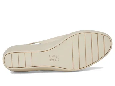Naturalizer Sutton Pump In Neutral