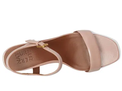 Naturalizer Izzy In Pink