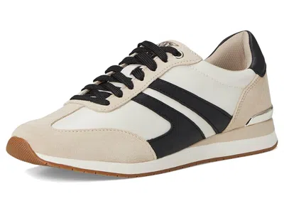 Naturalizer Lorena Sneaker In Neutral