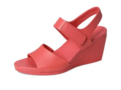 Naturalizer Imani High