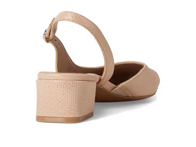 Naturalizer Jayla High In Sand