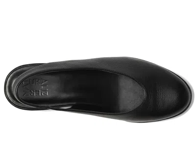Naturalizer Sutton Pump In Black