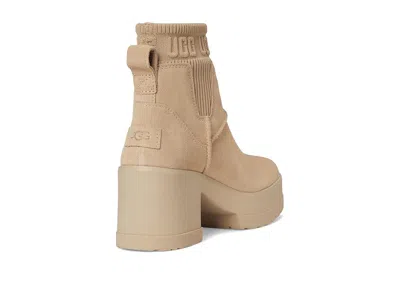 Ugg Moxy Chelsea In Neutral