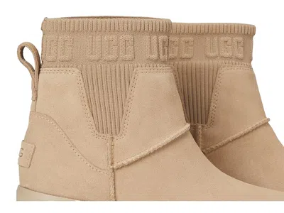 Ugg Moxy Chelsea In Neutral