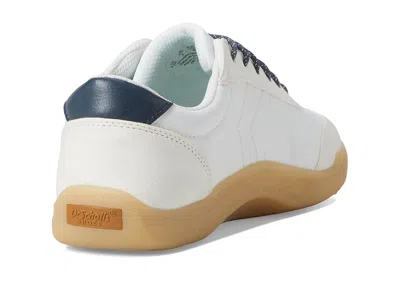 Dr. Scholl's Be True In White