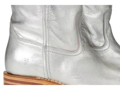 Frye Campus 14l Cowboy In Silver
