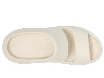 Oofos Ooyea Slide Sandal In White