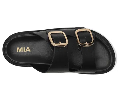 Mia Gen In Black