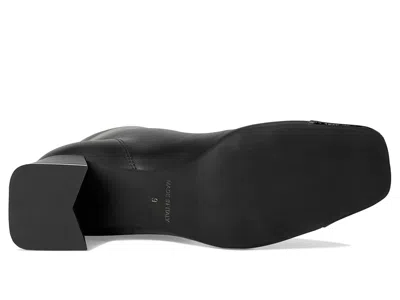 La Canadienne Freda In Black