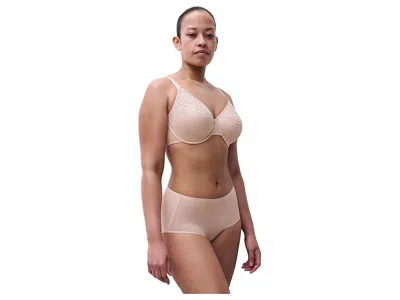 Chantelle Back Smoothing Minimizer Bra In Neutral