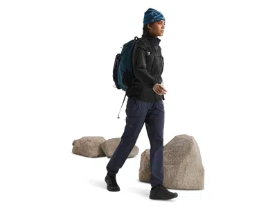 Arc'teryx Atom Jacket In Black