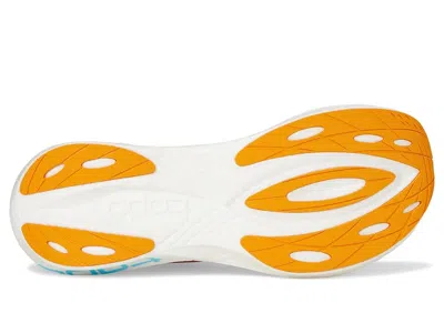 Topo Athletic Specter 2 In Yellow