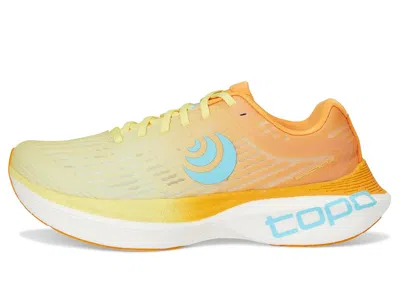 Topo Athletic Specter 2 In Yellow