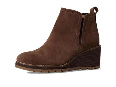 Söfft Emma Wedge Boot In Brown