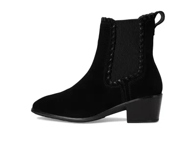 Naot Tradition In Black