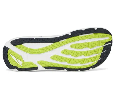 Altra Paradigm 8 In Multi