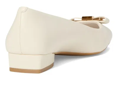 Anne Klein Cadey Flat In White