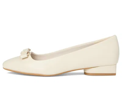 Anne Klein Cadey Flat In White