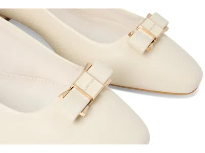 Anne Klein Cadey Flat In White
