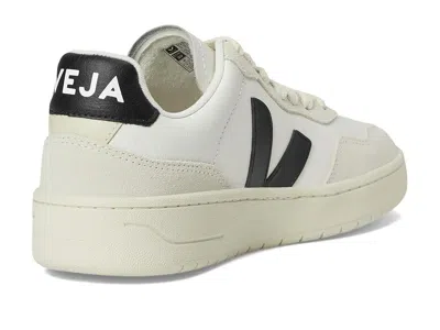 Veja V-90 In Multi