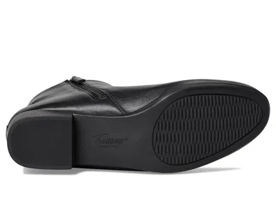 Trotters Extra Wide Width Maxwell Bootie In Black