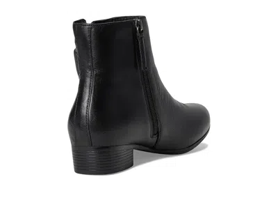Trotters Extra Wide Width Maxwell Bootie In Black