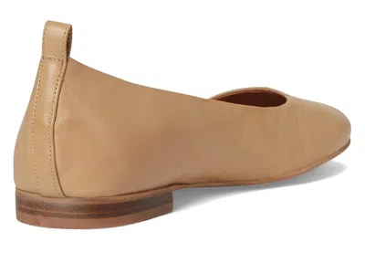 Softwalk Kiris In Sand