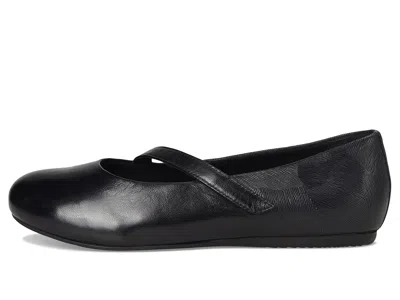 Softwalk Syracuse In Black