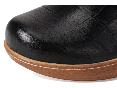 Softwalk Madison In Black
