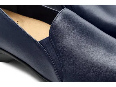 Trotters Reagan Pump In Blue