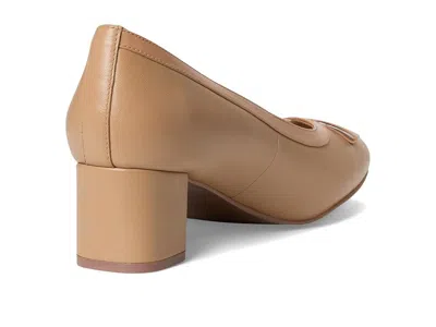 Trotters Devin Pump In Brown