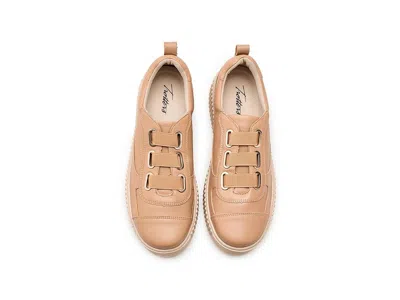 Trotters Bliss Platform Sneaker In Brown