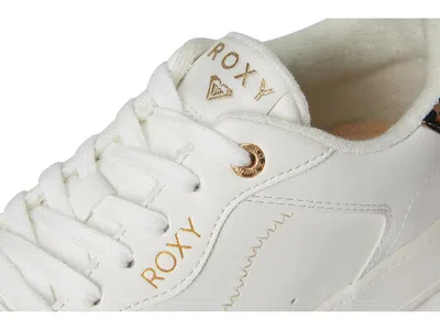 Roxy Vivianne In Multi