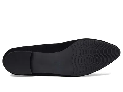 Vaneli Gracie In Black