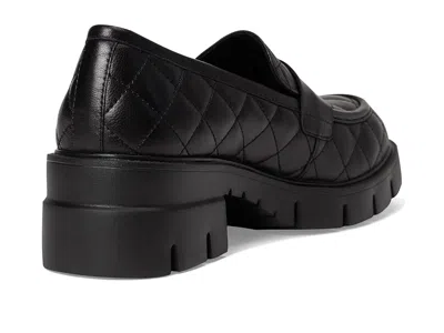 Vaneli Narda In Black