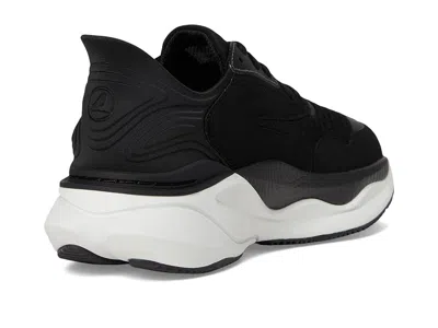Clarks Pace Sneaker In Black