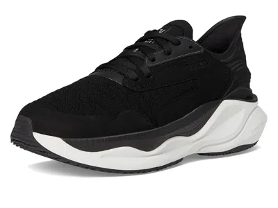 Clarks Pace Sneaker In Black